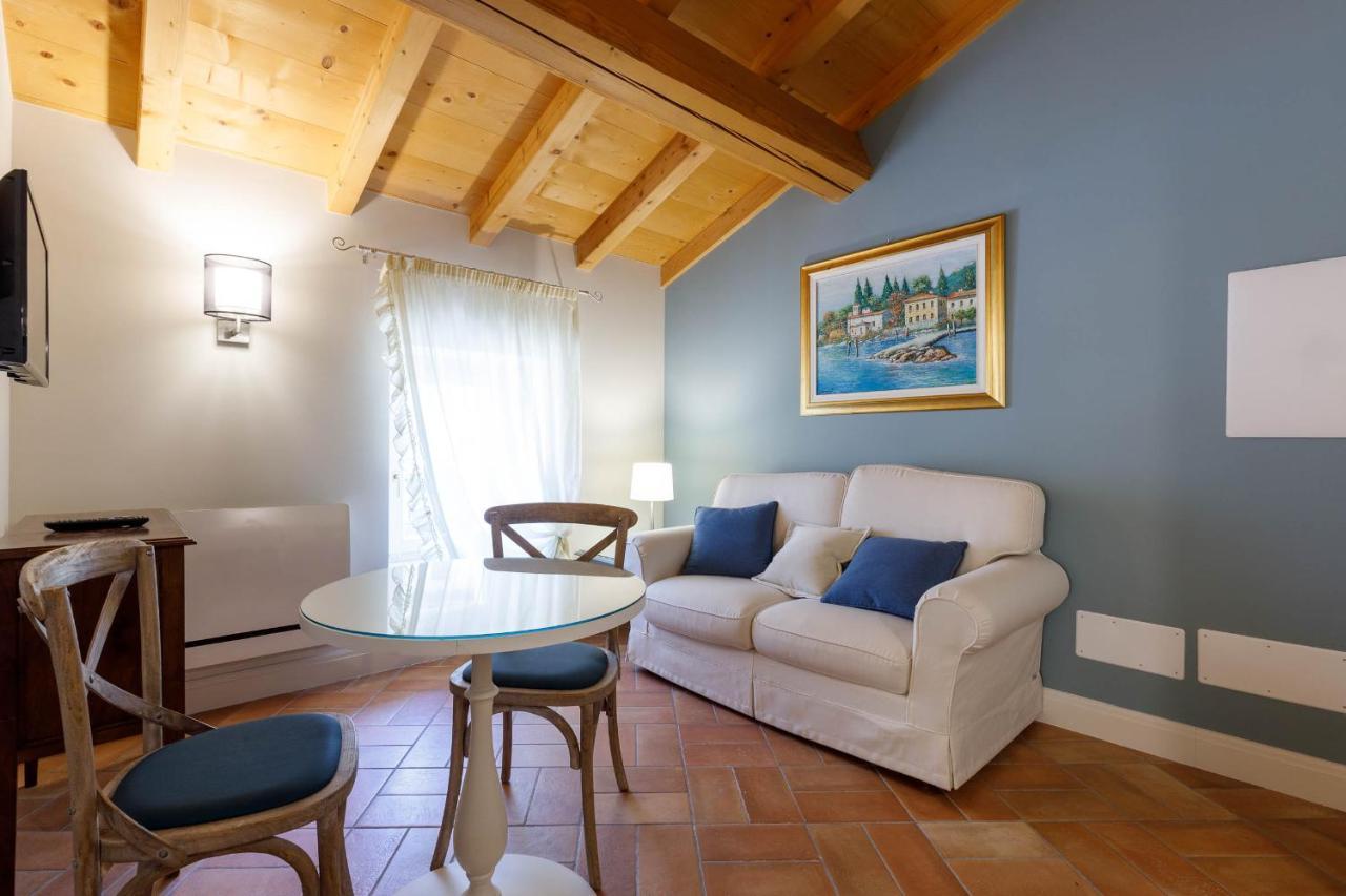 Villa Padovani Relais De Charme - Adults Only Pastrengo Exteriör bild